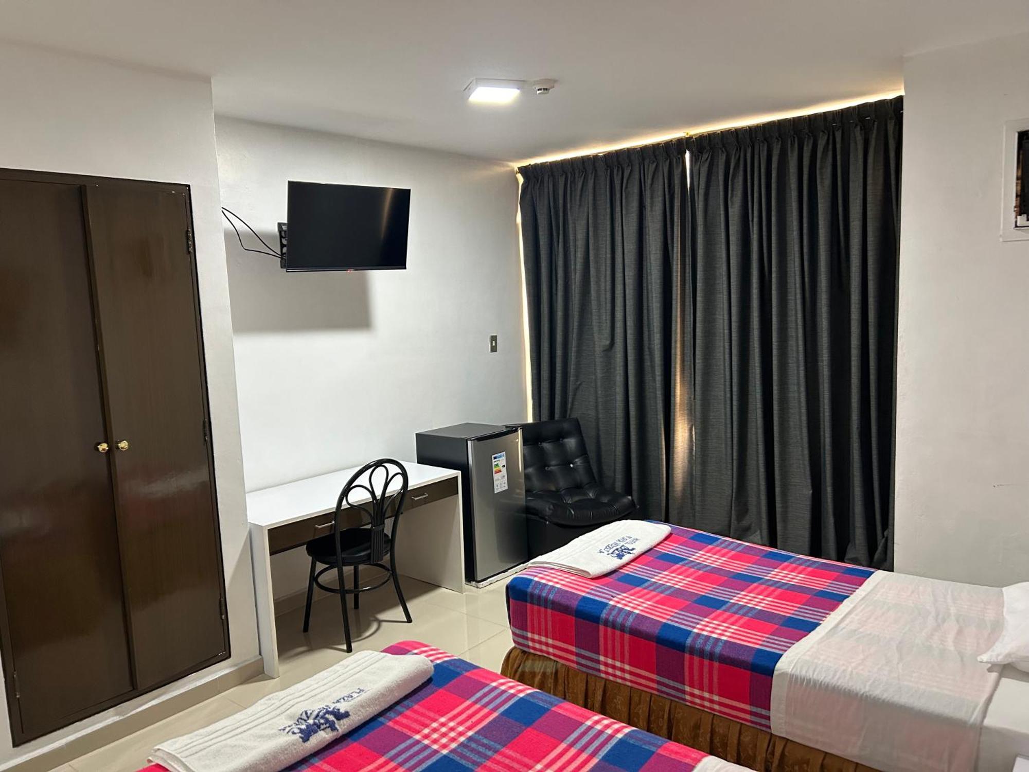 Hotel Plaza Venezuela Каракас Экстерьер фото